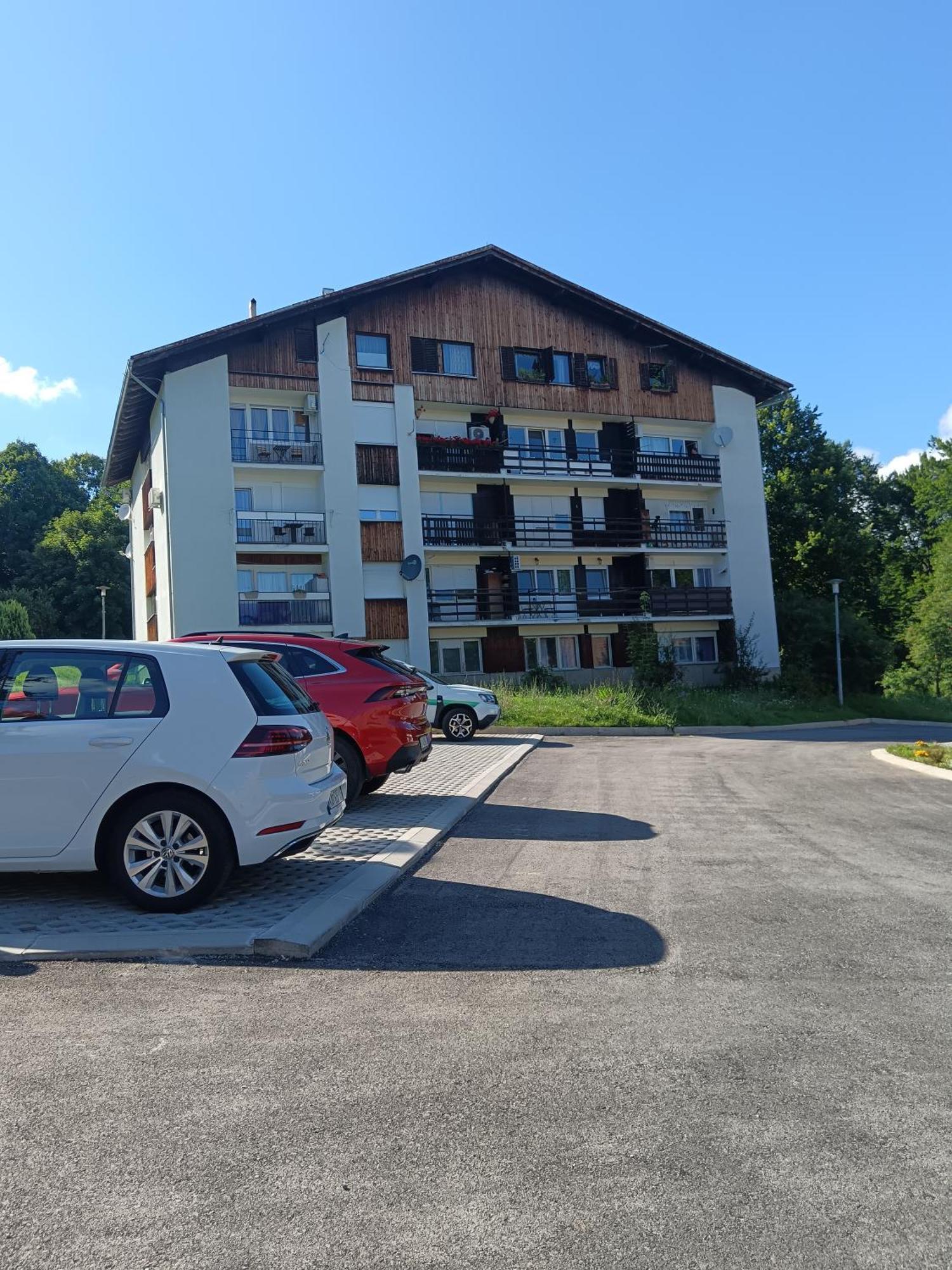 Tisa Self Check In Plitvicka Jezera Exterior foto
